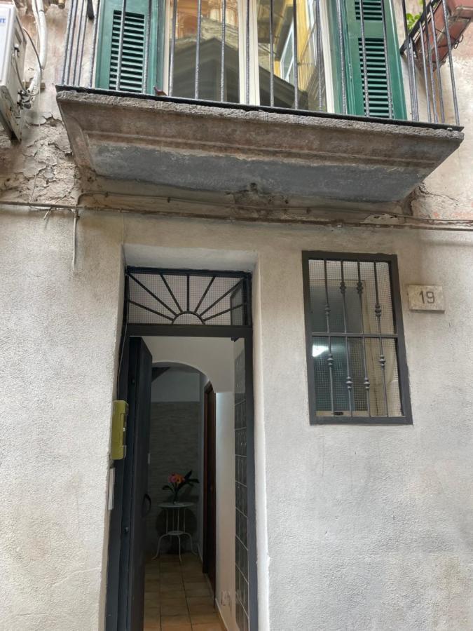Le Suite Di Ginevra Naples Exterior photo
