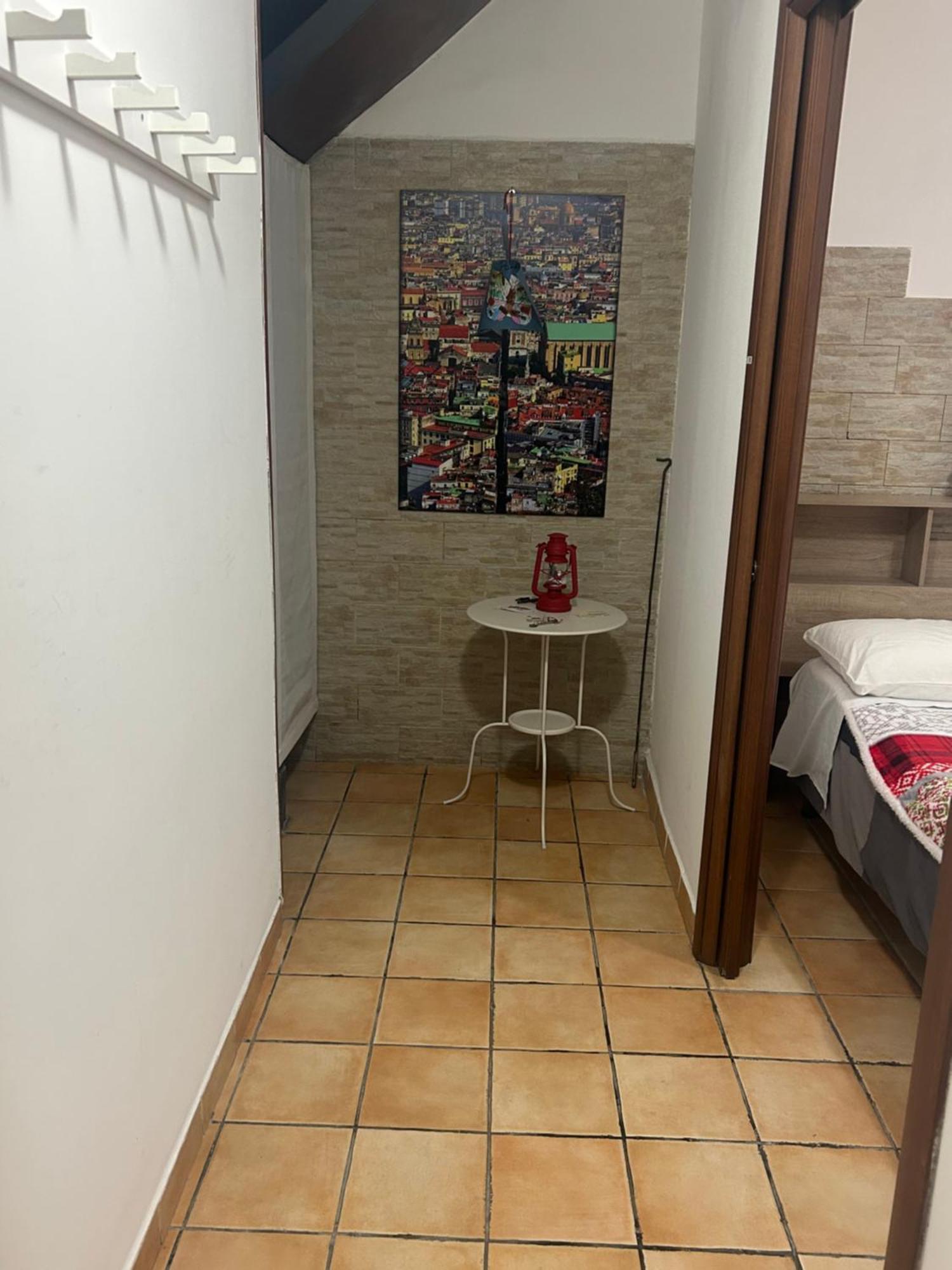 Le Suite Di Ginevra Naples Exterior photo